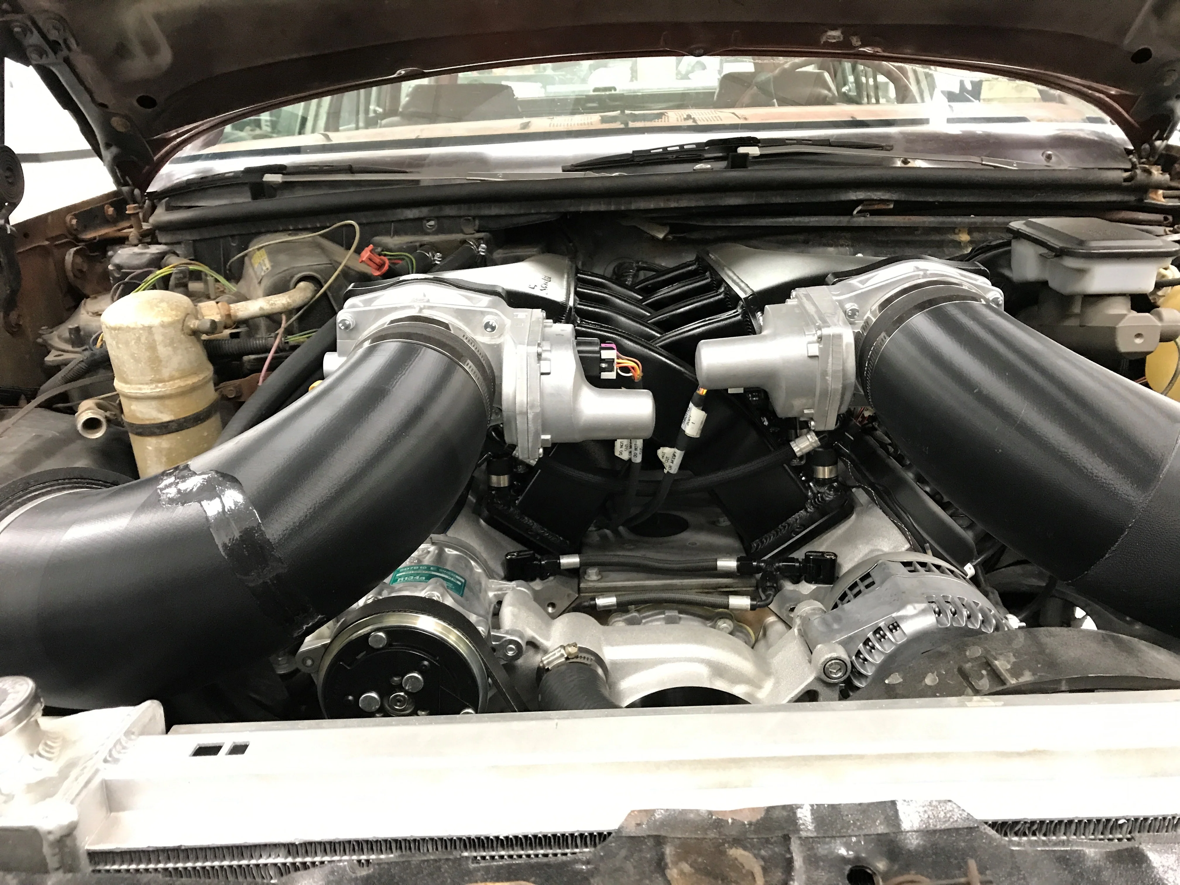 Sniper EFI Fabricated Intake Manifold Dual Plenum 102mm GM LS1/2/6, and Fuel Rail Kit - Silver - Image 15